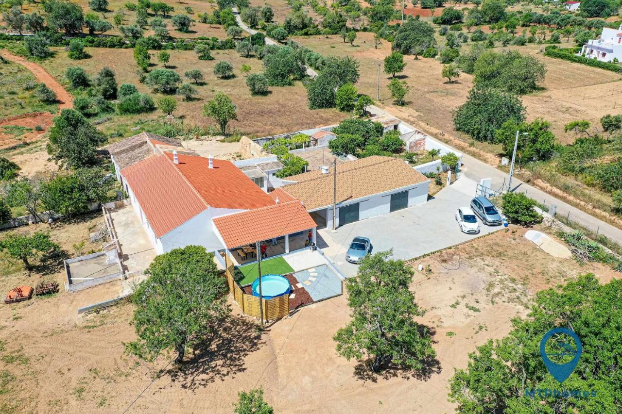 Vila Titeresa By Mtphomes อัลบูเฟรา ภายนอก รูปภาพ
