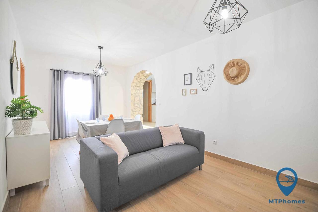 Vila Titeresa By Mtphomes อัลบูเฟรา ภายนอก รูปภาพ